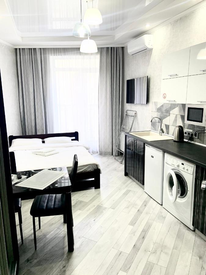 Миконос 2 Apartment Odesa Exterior photo